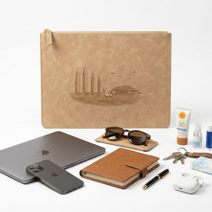 SAVANT Signature Pouch